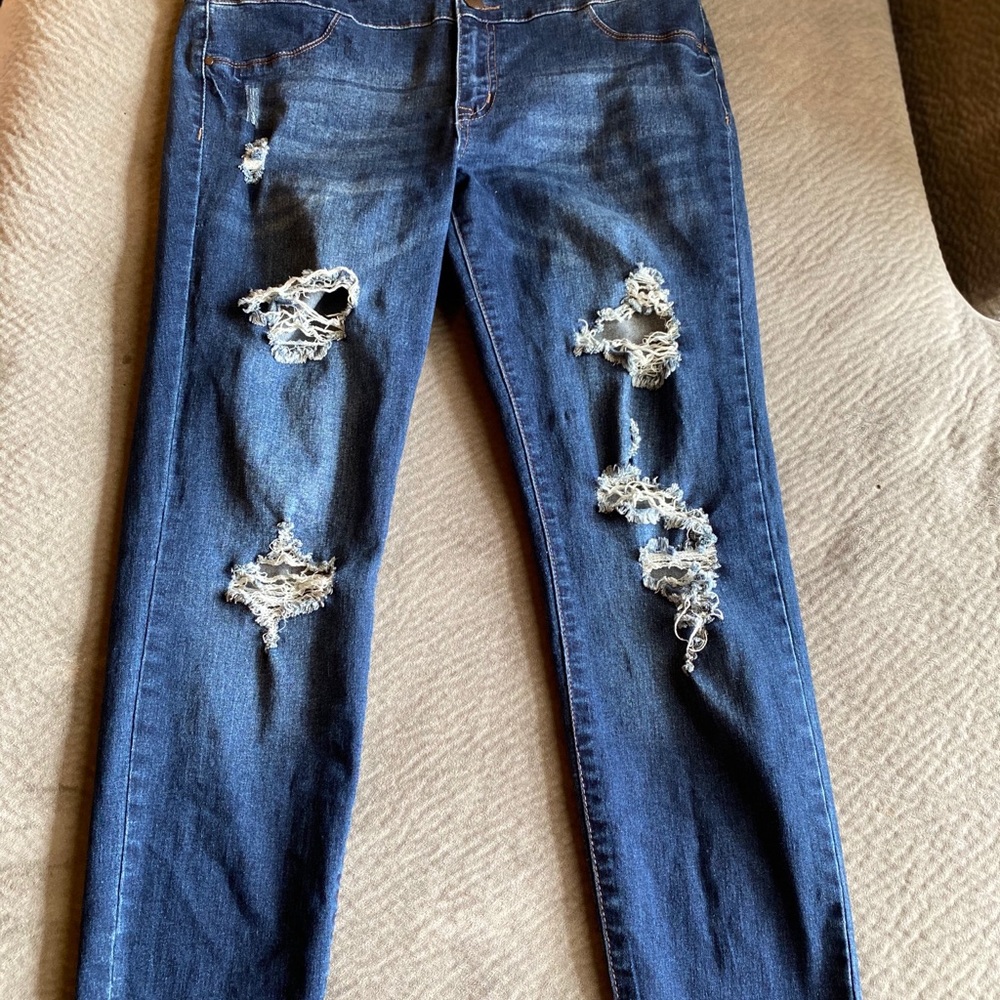 Jeans - Picture 2 of 2
